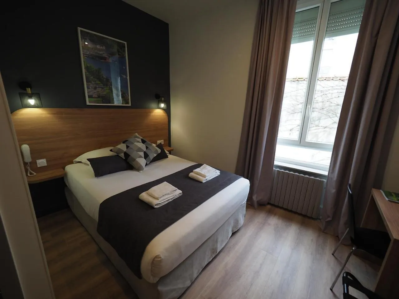 Hotel Le Biarritz - Vichy 3*,  Francia